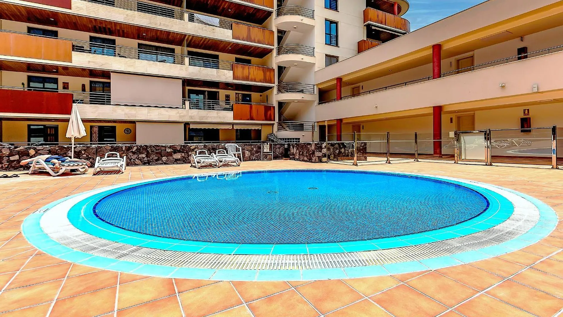 Cozy Holiday Home 2 Bed 2 Bath Balcon Los Gigantes Puerto de Santiago  0*, Puerto de Santiago (Tenerife) Spain